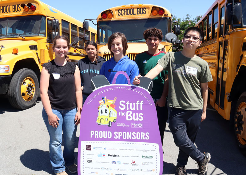 2024 Stuff the Bus Youth Volunteer